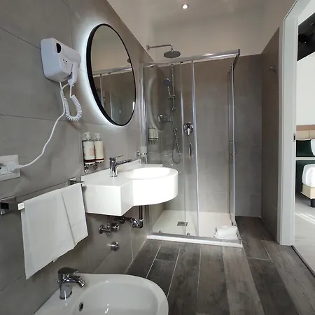 Massimi Garden Hotel